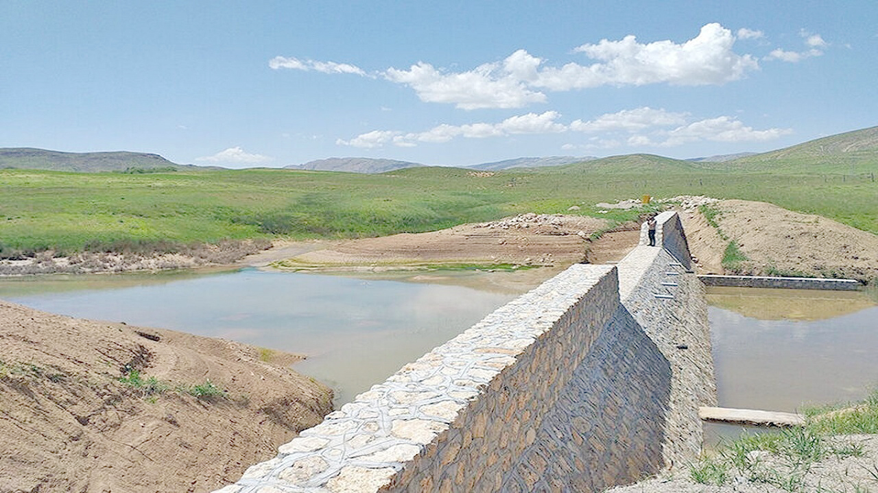 اجرای پروژه‌های آبخیزداری در کردستان با جدیت حمایت می‌شود