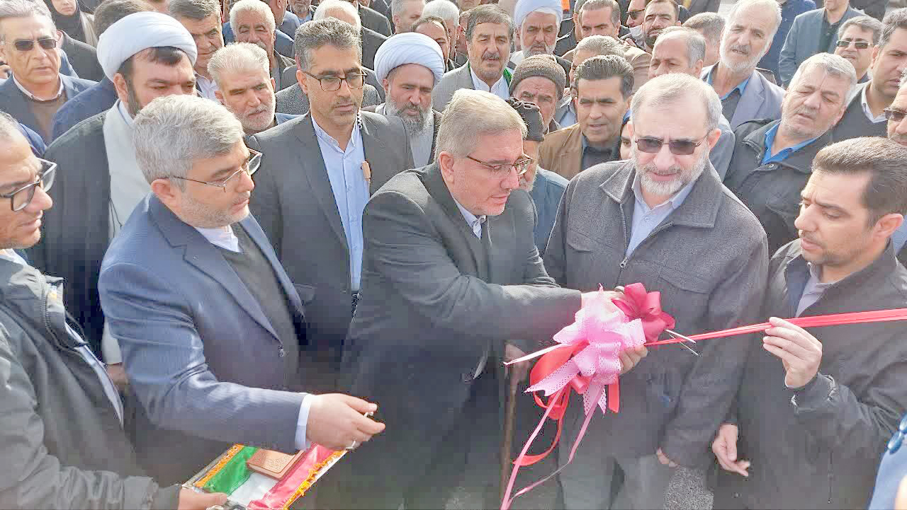 افتتاح پروژه‌های راهداری و حمل و نقل جاده‌ای استان مرکزی با حضور معاون رئیس جمهور در زرندیه