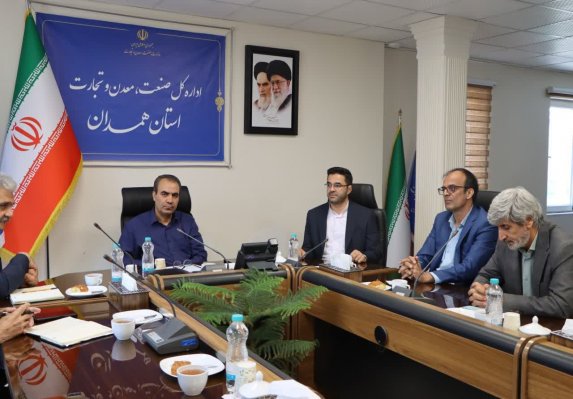 توسعه ارزش‌افزوده 33 ماده معدنی در همدان