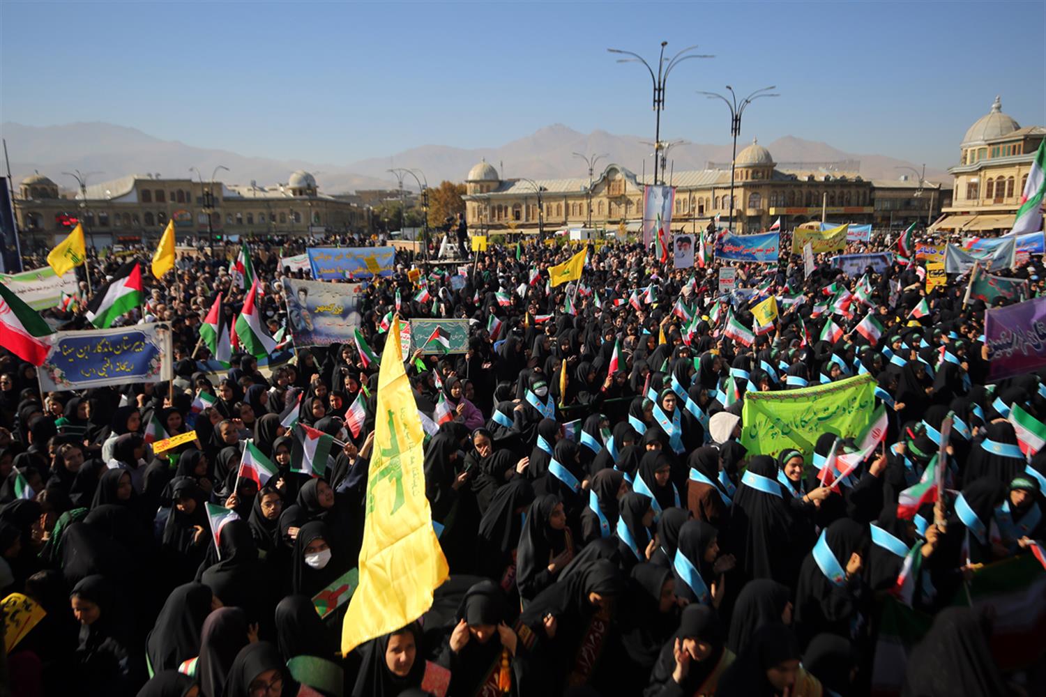 جلوه استکبارستیزی همدانی‌ها در یوم‌الله 13 آبان