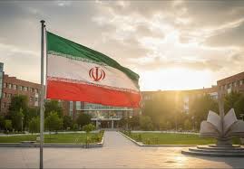 با عزمی راسخ‌ طومار کفار عصر حاضر را می‌پیچیم