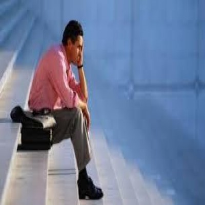 جوان، تحصیل‌کرده، اما بلاتکلیف؛ تصویری از بازار کار امروز همدان