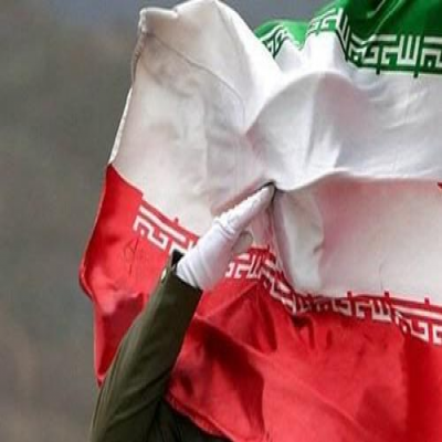 امت حزب‌الله! ولی فقیه را تنها نگذارید