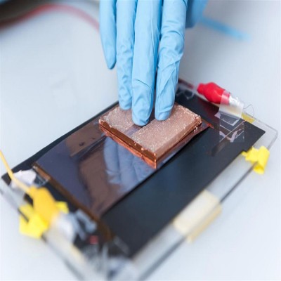 طراحی نانوژنراتورهای پوشیدنی ضد باکتری