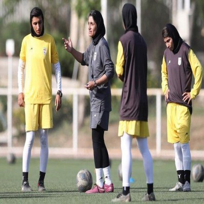 جعفری در دوراهی تیم ملی فوتبال بانوان و خاتون