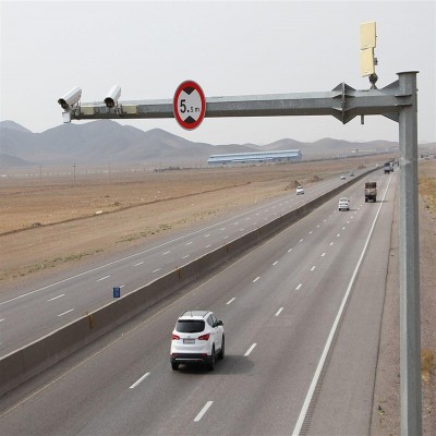 نصب 35 دوربین جدید ثبت تخلف در جاده‌های همدان