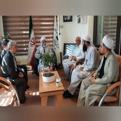 ارتباط نهادهای دینی با مردم تقویت شود