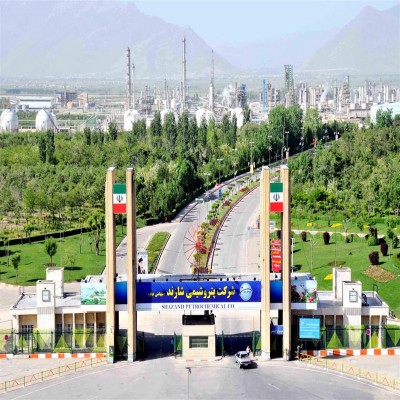 فروش محصولات پتروشیمی شازند پنج درصد افزایش یافت