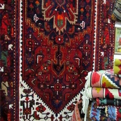 90 هزار بافنده فعال فرش استان فاقد بیمه هستند