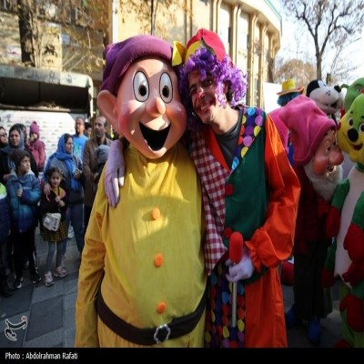 حضور 13 گروه خارجی و داخلی در تئاتر کردی سقز