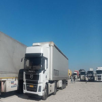 255 هزار کامیون کالا از مرزهای کرمانشاه به عراق صادر شد