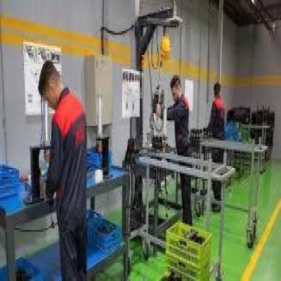 100 میلیارد ریال وام اشتغال به آموزشگاه‌های فنی ایلام پرداخت شد