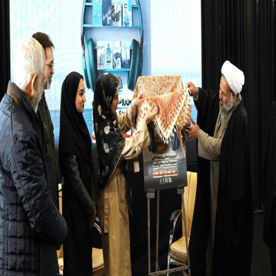 رونمایی از کتاب‌های گویای «هشت بهشت» در همدان