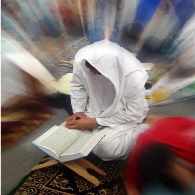 حضور پُرشور دانشجویان همدانی در آیین اعتکاف؛ 265 مشتاق در خلوت بندگی