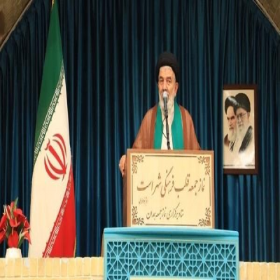 مدیران برای حل مشکلات جوانان تلاش کنند