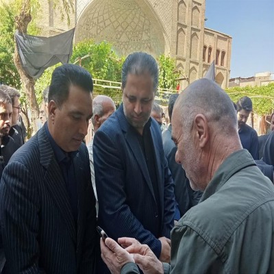 مدیرکل صمت همدان در «میز خدمت» مسجد جامع حضور یافت